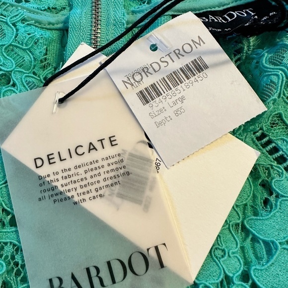 New Bardot Lace Mock Neck Sheath Dress Mint Green, Large/10 - Picture 5 of 8